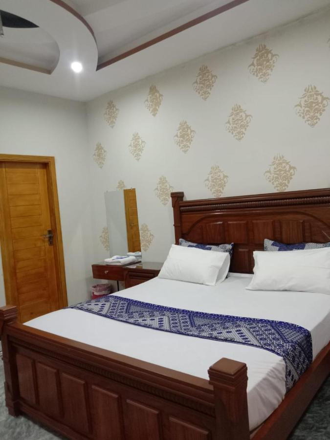 Lavish Residency Guest House Fasial Town Rawalpindi Zewnętrze zdjęcie