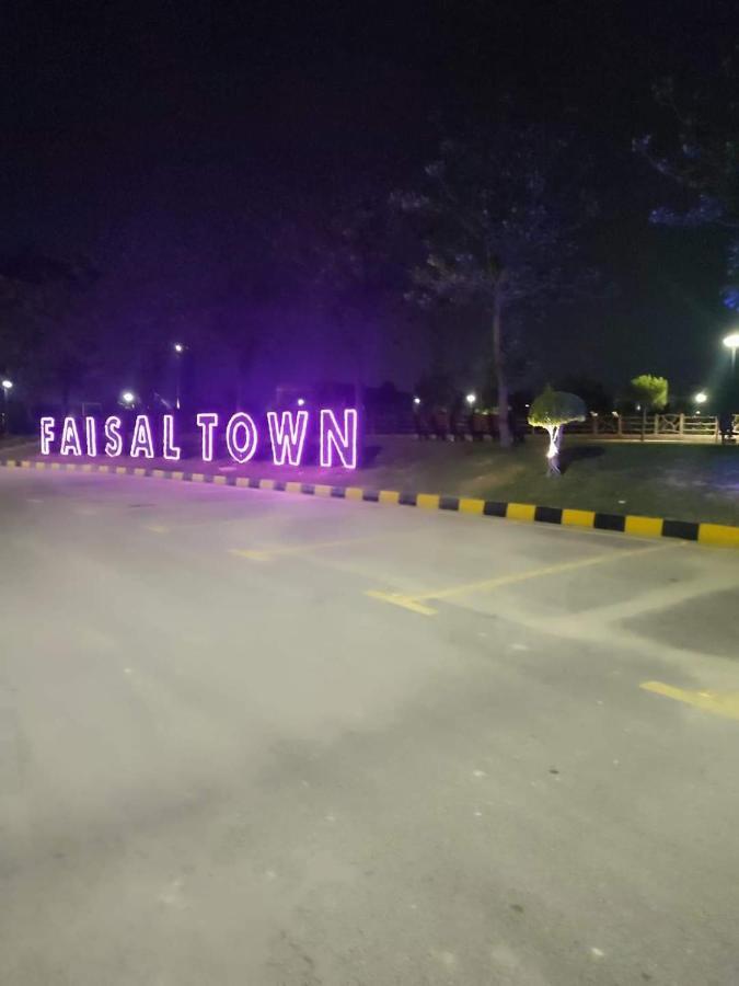 Lavish Residency Guest House Fasial Town Rawalpindi Zewnętrze zdjęcie